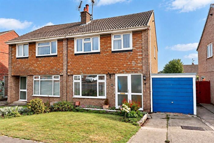 3 Bedroom Property For Sale In Moorfield Way, Wilberfoss, York, YO41