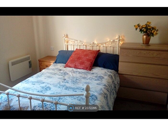 3 Bedroom Flat To Rent In Jellicoe Avenue, Stapleton, Bristol, BS16