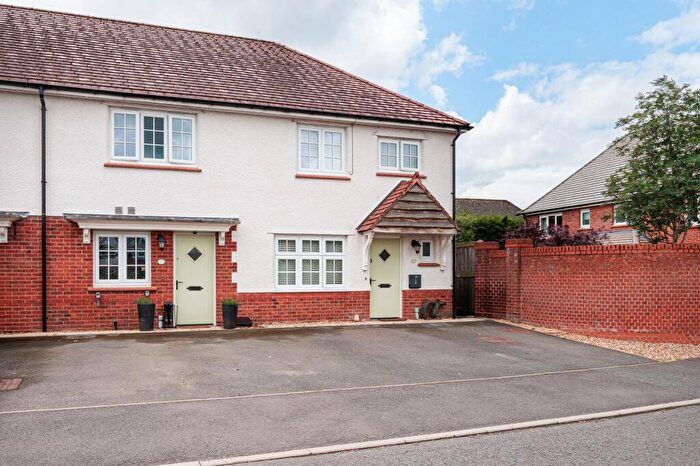 2 Bedroom Terraced House For Sale In Park Avenue, Tattenhall, CH3