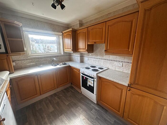 2 Bedroom Flat To Rent In Arnprior Road, Glasgow, G45