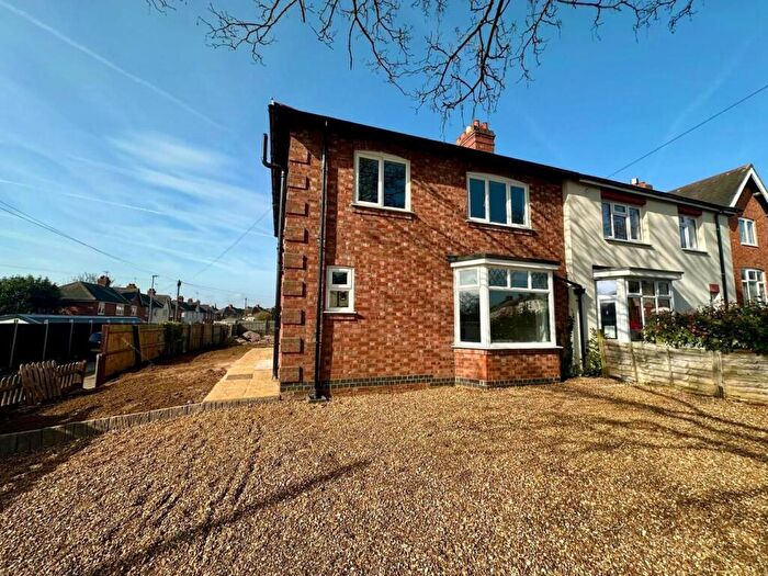 3 Bedroom End Of Terrace House For Sale In Briton Road, Abington, Northampton, NN3