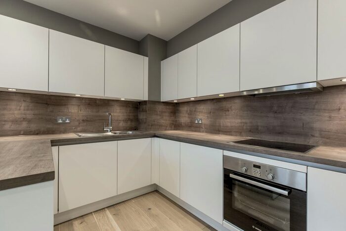 1 Bedroom Flat To Rent In Cheam Common Road, Worcester Park, KT4