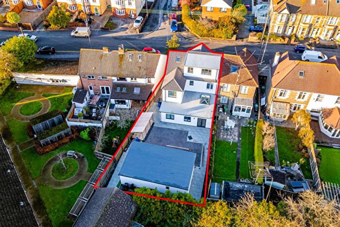 11 Bedroom Semi-Detached House For Sale In Bed | Bath Hmo | £k Pa, BS15