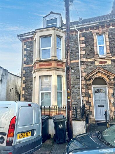 2 Bedroom Flat To Rent In Kensington Park, Easton, Bristol, BS5