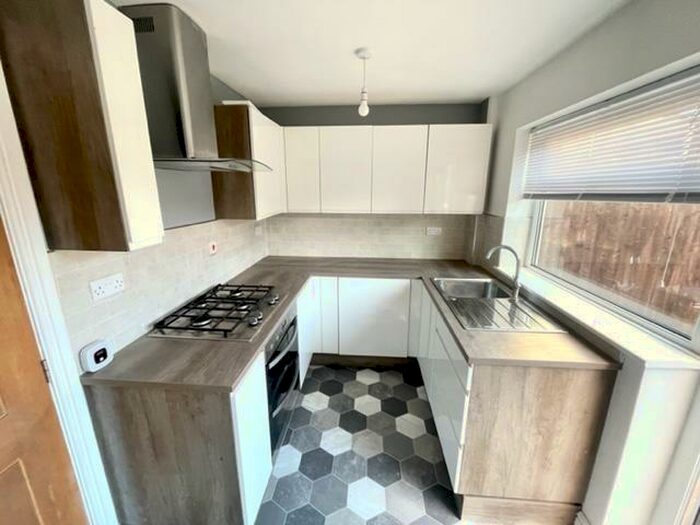 2 Bedroom House To Rent In Bryn Celyn, Colwyn Bay, LL29