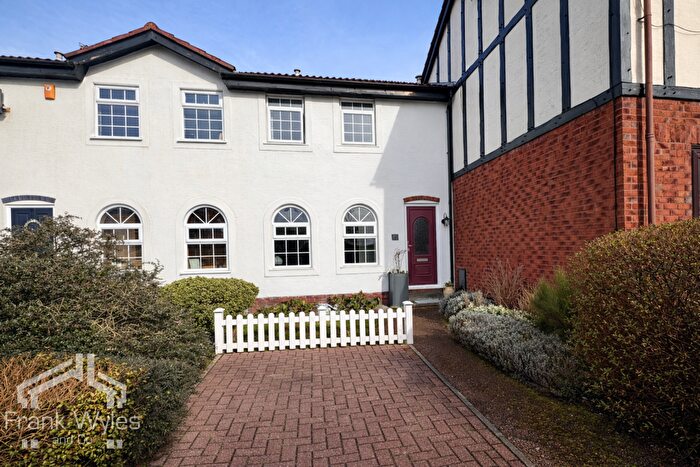 3 Bedroom Mews For Sale In Albert Street, Lytham, Lancashire, FY8