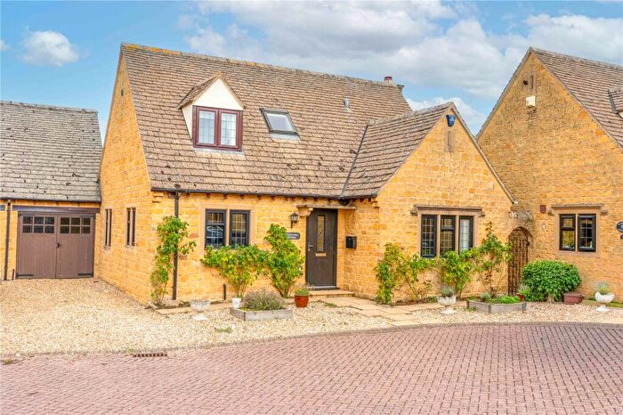 3 Bedroom Detached House For Sale In Wheatfield Court, Mickleton, Chipping Campden, Gloucestershire, GL55