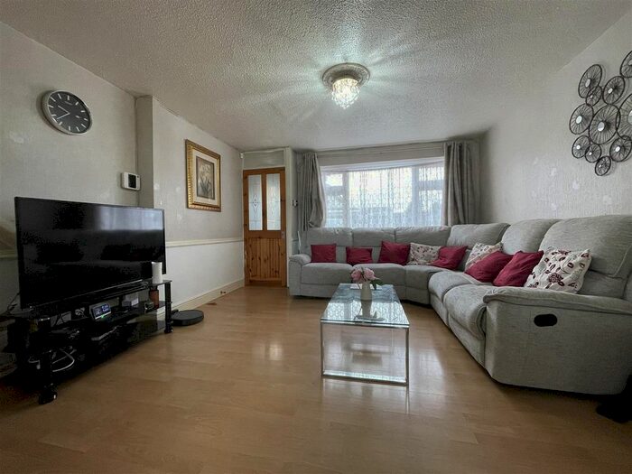 3 Bedroom Terraced House For Sale In Roman, East Tilbury, Tilbury, RM18