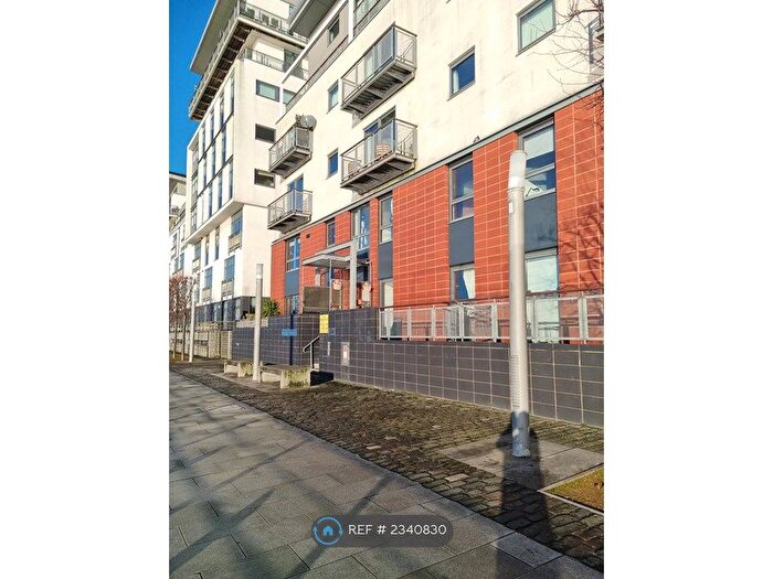 2 Bedroom Maisonette To Rent In Meadowside Quay Walk, Glasgow, G11