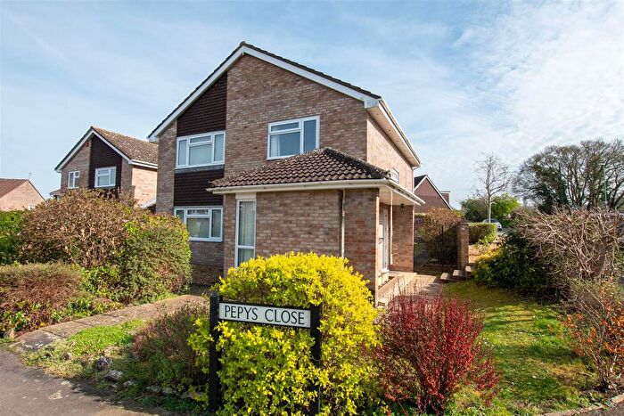 4 Bedroom Detached House For Sale In Pepys Close, Saltford, Bristol, BS31