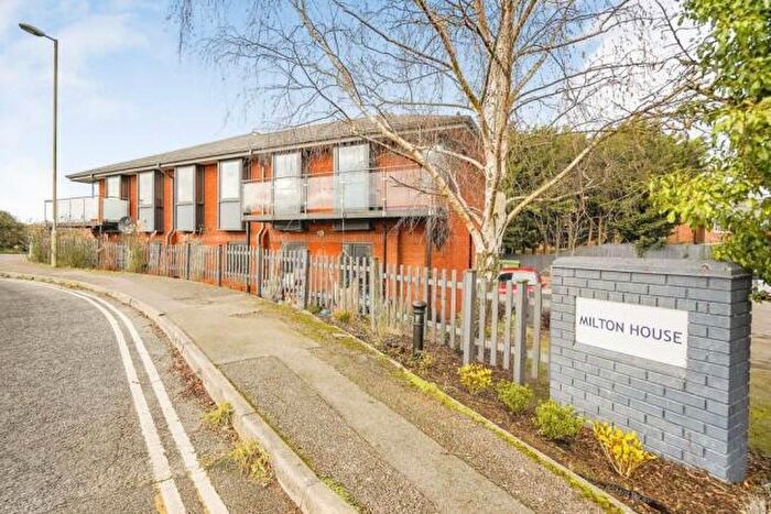 2 Bedroom Apartment To Rent In Station Yard, Thame, OX9