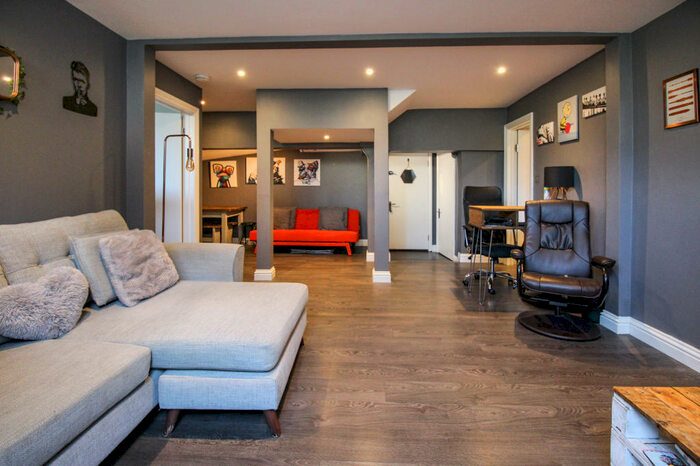 1 Bedroom Flat To Rent In Ruscoe Road, E16