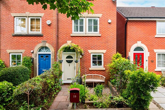 3 Bedroom Semi-Detached House For Sale In Marlow Court, Adlington, Chorley, PR7