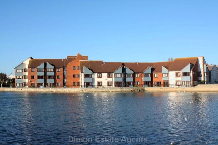 2 Bedroom Retirement Property For Sale In Alver Quay, Gosport, PO12
