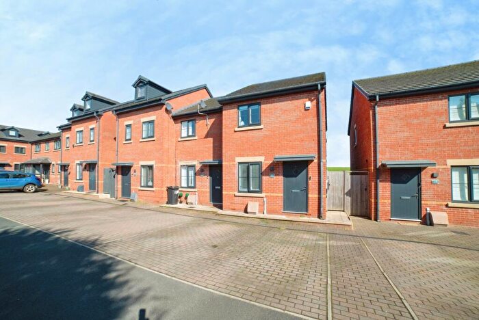 2 Bedroom End Of Terrace House For Sale In Verney Meadow, New Houghton, Mansfield, Derbyshire, NG19