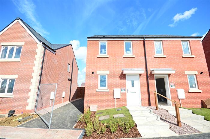2 Bedroom Terraced House To Rent In Weldon Park, NN17