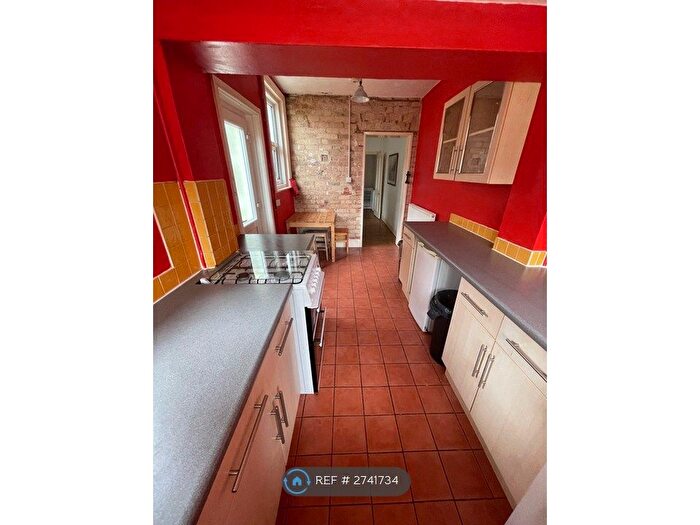 3 Bedroom Semi-Detached House To Rent In Bemister Road, Bournemouth, BH9