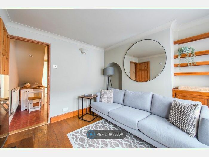 2 Bedroom Terraced House To Rent In Taylor Street, Tunbridge Wells, TN4