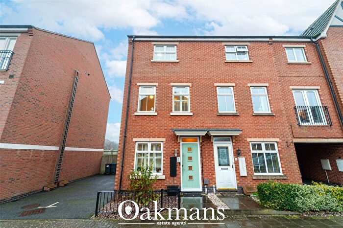 3 Bedroom End Terrace House For Sale In William Road, Birmingham, West Midlands, B31