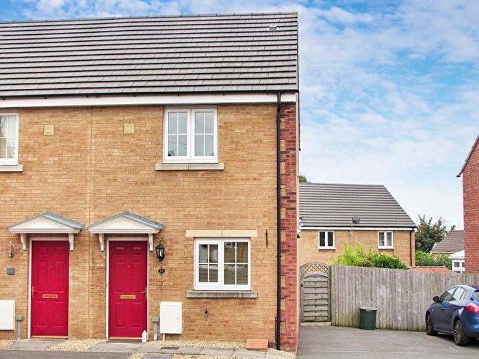 2 Bedroom Property To Rent In Clos Y Cudyll Coch, Broadlands, Bridgend, CF31