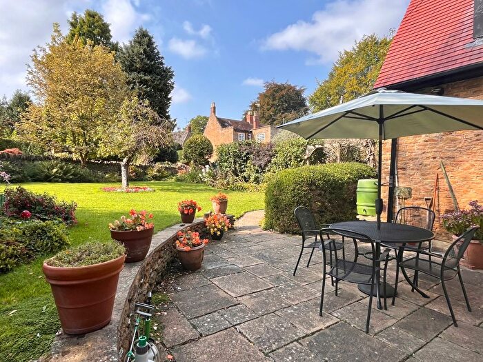4 Bedroom Detached House For Sale In Butchers Lane, Boughton, Northampton, NN2