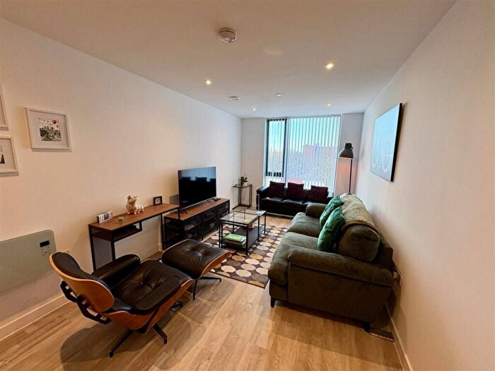 1 Bedroom Flat To Rent In Gunnersbury Lane, London, W3