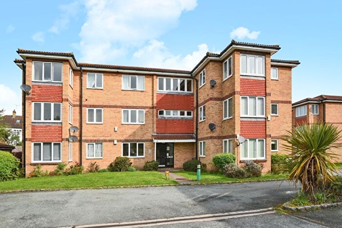 2 Bedroom Flat To Rent In Wickham Lane, Welling, DA16