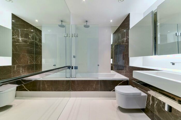 1 Bedroom Flat For Sale In Baltimore Wharf, Canary Wharf, London, E14