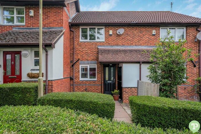 2 Bedroom Terraced House To Rent In Fairfax Gate, Holton, OX33