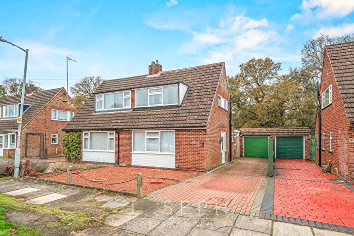 3 Bedroom Semi Detached House For Sale In Temple Road, Ipswich, IP3
