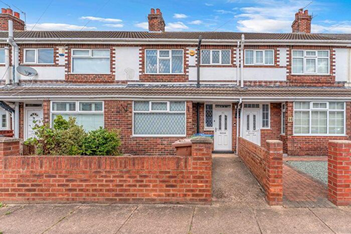 3 Bedroom Terraced House For Sale In Wentworth Road, Grimsby, DN34