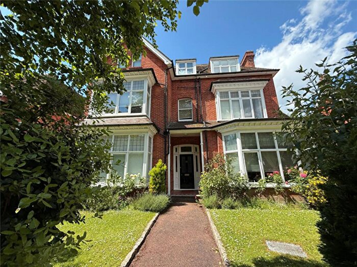 1 Bedroom Apartment For Sale In Grassington Road, Lower Meads, Eastbourne, East Sussex, BN20