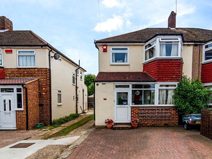 3 Bedroom Semi Detached House To Rent In Bexley Lane, Sidcup, DA14