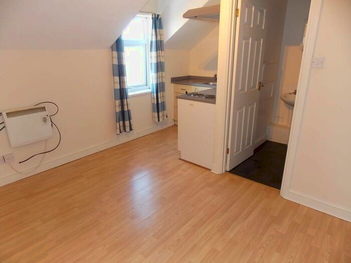 1 Bedroom Flat To Rent In Market Street, Ilkeston, DE7