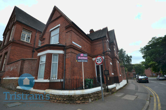 1 Bedroom Flat To Rent In Flat, The Old Schoolhouse, Nottingham, NG7