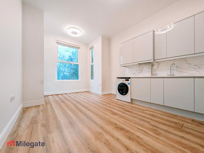 1 Bedroom Flat To Rent In Waldram Park Road, London, SE23