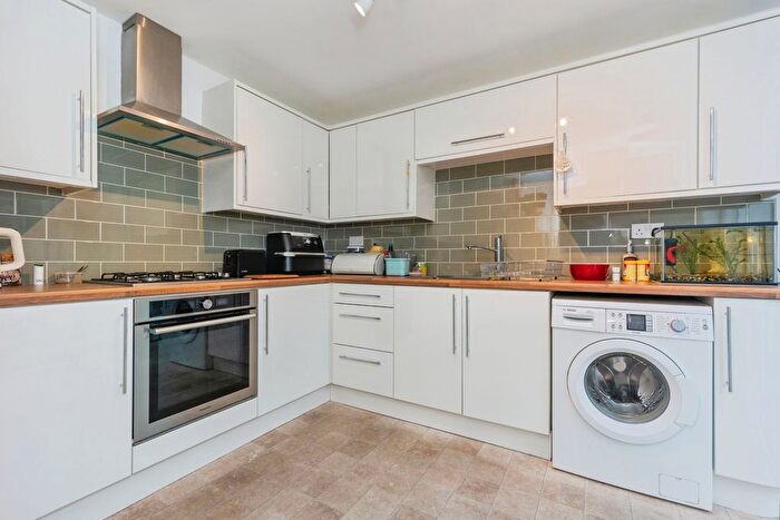 3 Bedroom End Terrace House For Sale In York Road, Sale, Greater Manchester, M33