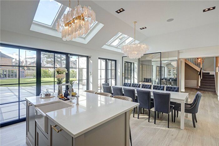 5 Bedroom Detached House For Sale In Kingston Hill, Kingston, KT2