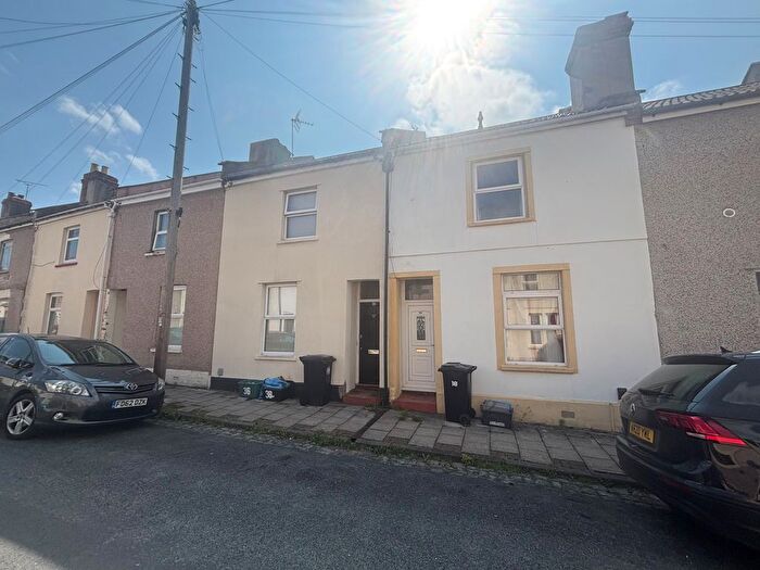 2 Bedroom Terraced House To Rent In Bradley Crescent, Bristol, BS11