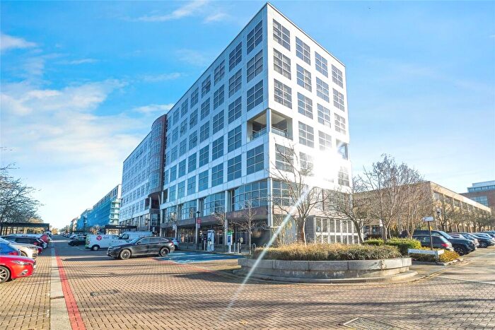 1 Bedroom Apartment To Rent In Medina House, MK9