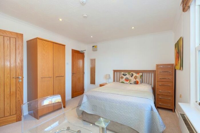 Studio To Rent In St. Clements Street, Oxford, OX4