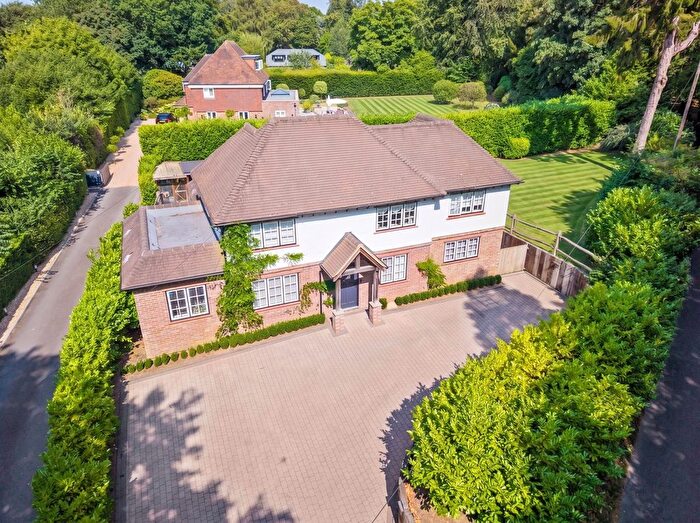 4 Bedroom Detached House For Sale In Hurtmore Road, Godalming, GU7