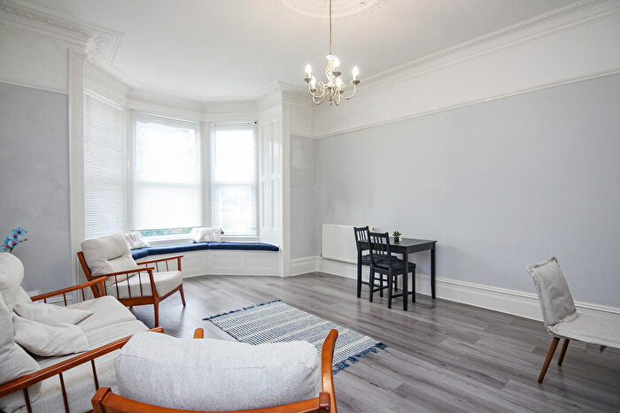 1 Bedroom Flat For Sale In Clarence Road North, Weston-super-Mare, BS23