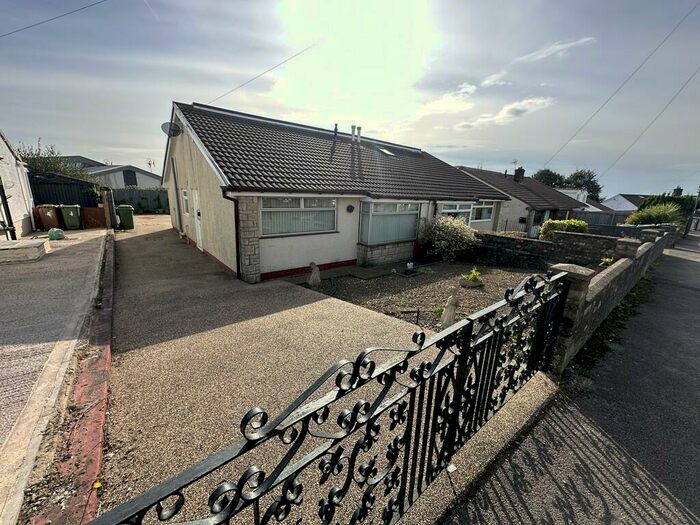 3 Bedroom Semi-Detached Bungalow To Rent In Legions Way, Gelligaer, Hengoed, CF82