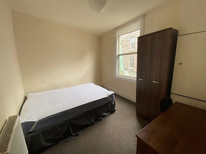 3 Bedroom Flat To Rent In Crichton Street, Dundee, DD1