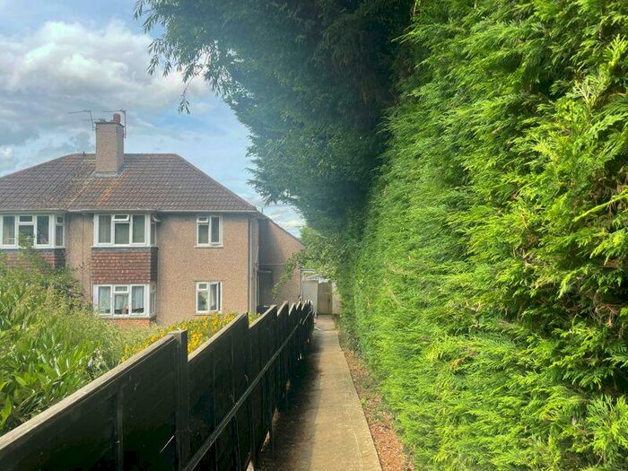 1 Bedroom Maisonette To Rent In Juniper Avenue, Matson, GL4