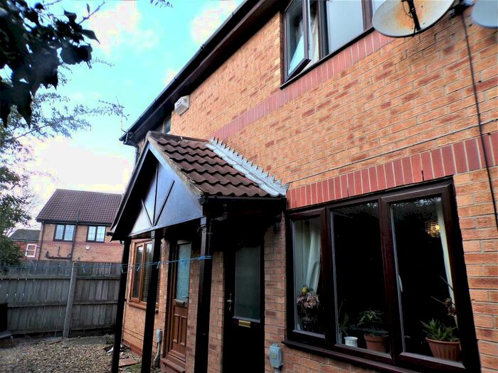 2 Bedroom Terraced House For Sale In Cave Street, Hull, HU5