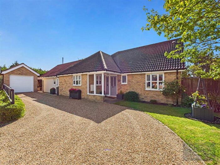 3 Bedroom Detached Bungalow For Sale In Grange Mill, Chevington, IP29