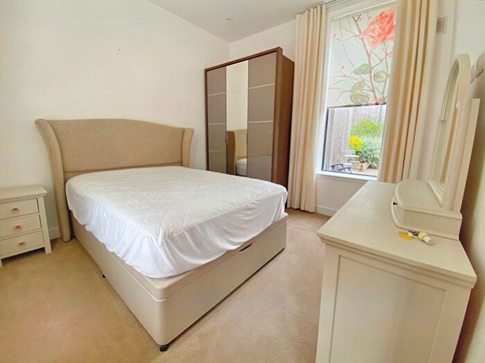 1 Bedroom Flat To Rent In The Old Courthouse, GU29