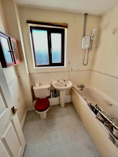 3 Bedroom Detached House To Rent In Woodthorpe Road, Kings Heath, B14